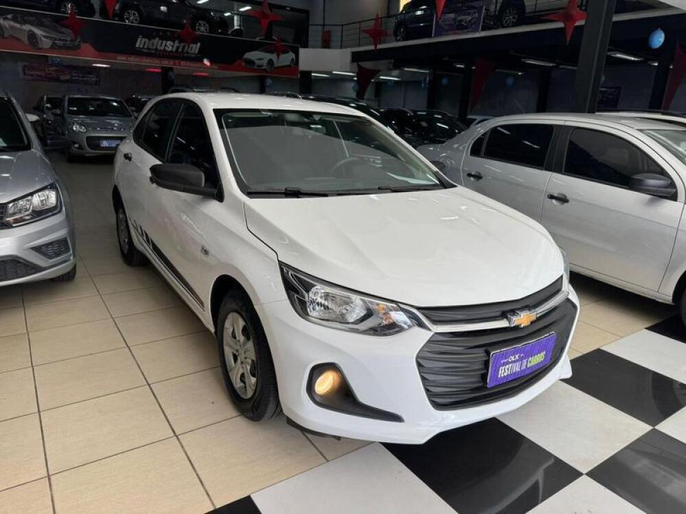 Chevrolet Onix Hatch