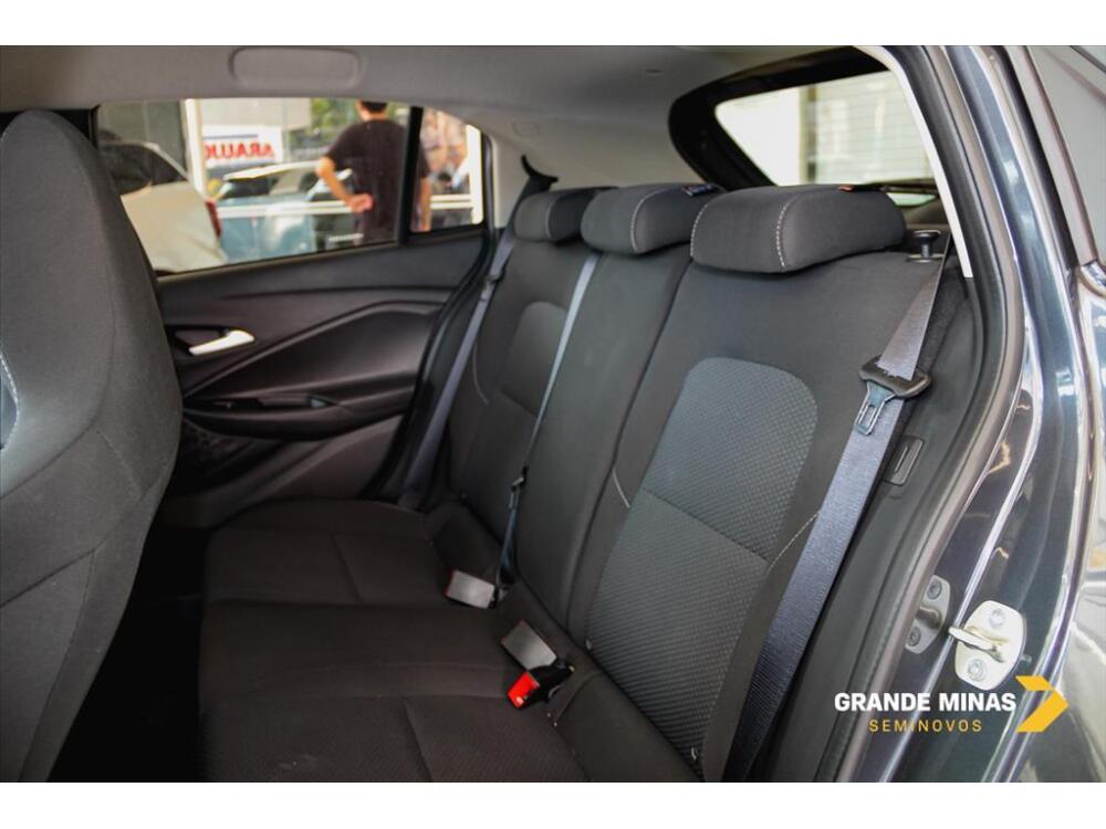 Chevrolet Onix Hatch
