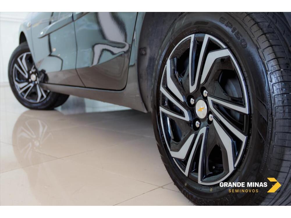Chevrolet Onix Hatch