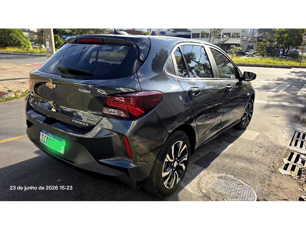 Chevrolet Onix Hatch