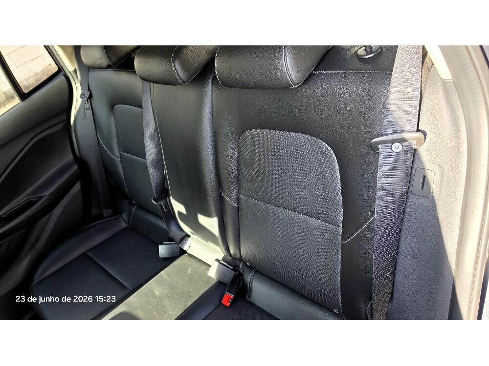 Chevrolet Onix Hatch