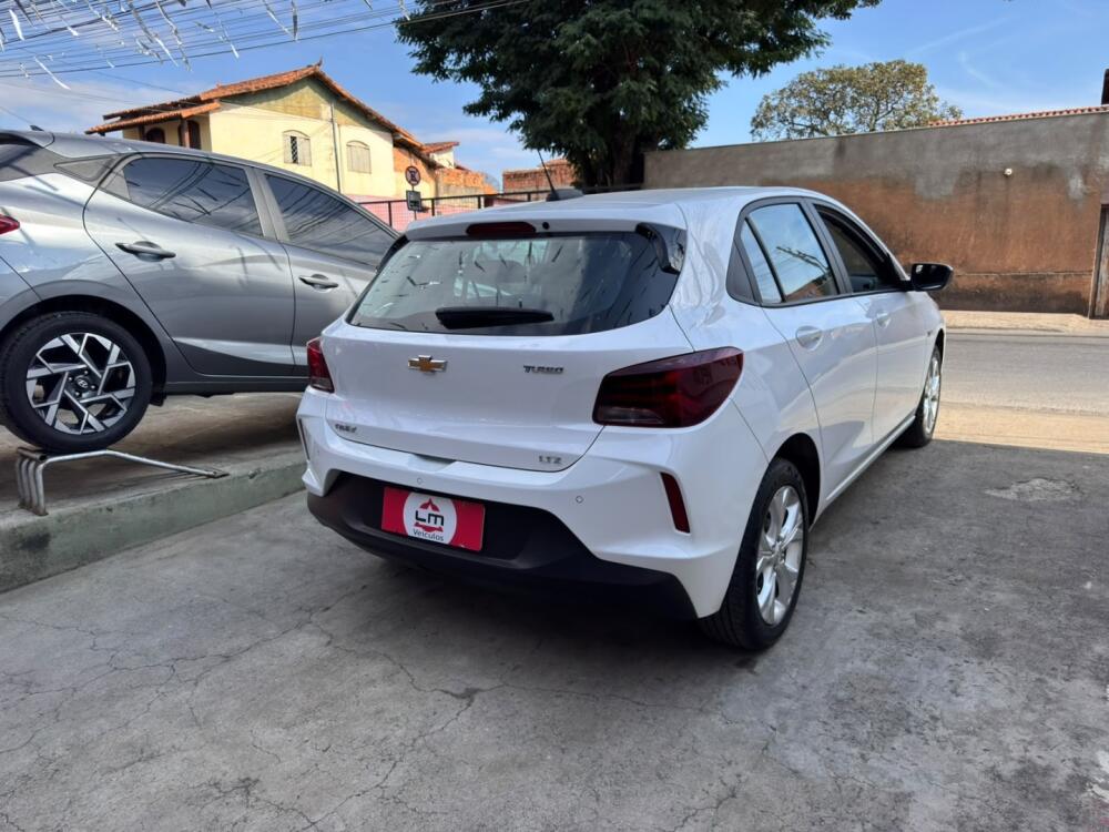 Chevrolet Onix Hatch