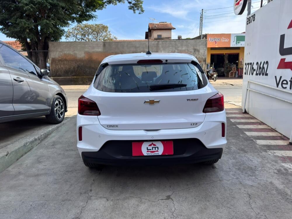 Chevrolet Onix Hatch