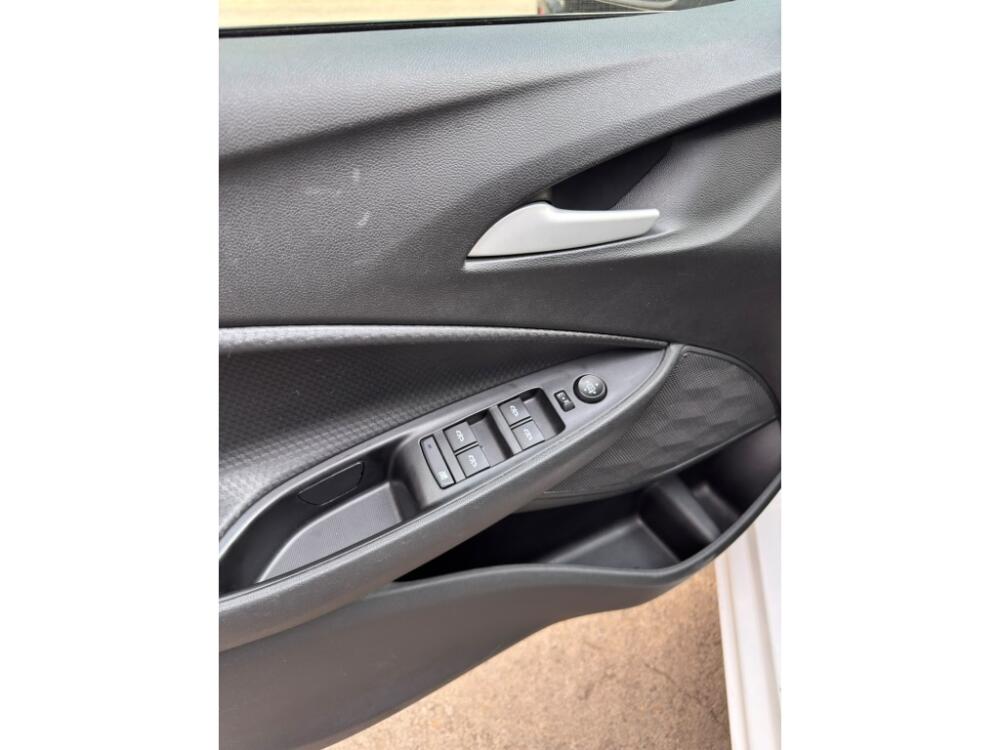 Chevrolet Onix Hatch