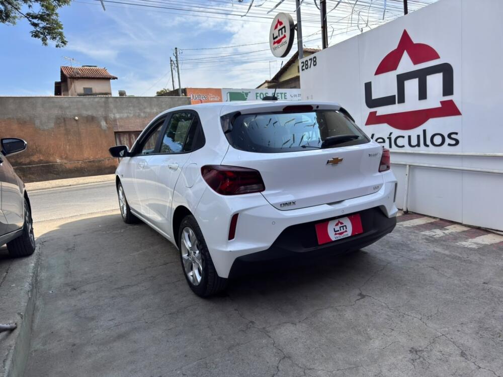 Chevrolet Onix Hatch