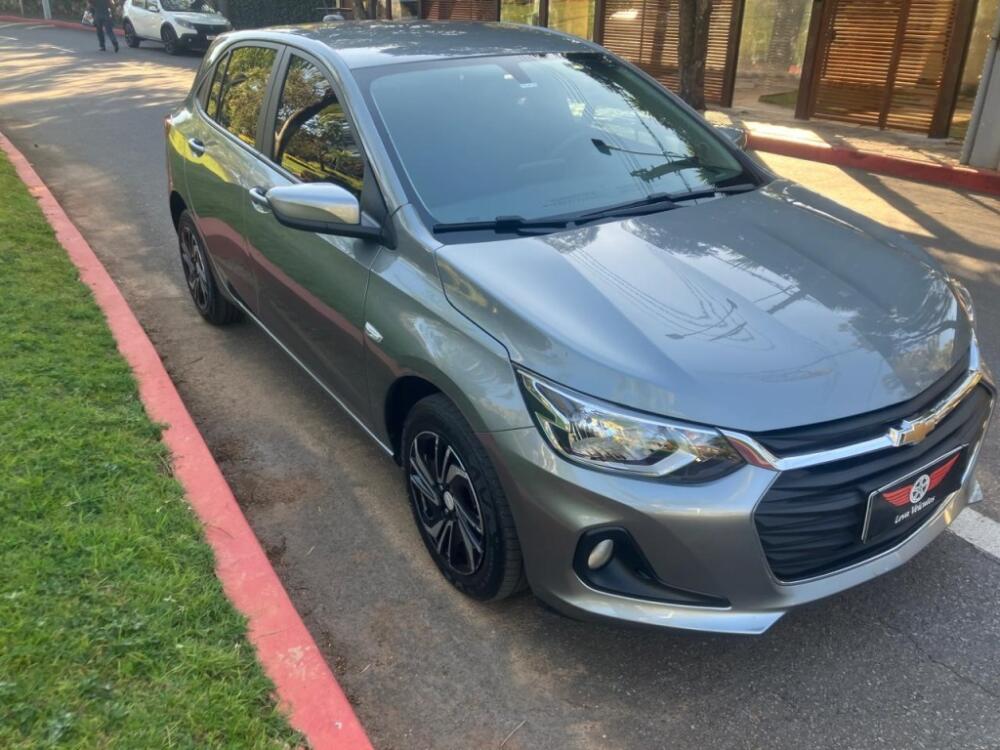 Chevrolet Onix Hatch