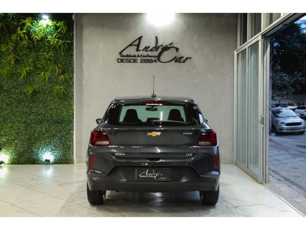 Chevrolet Onix Hatch