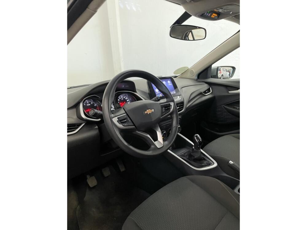 Chevrolet Onix Hatch