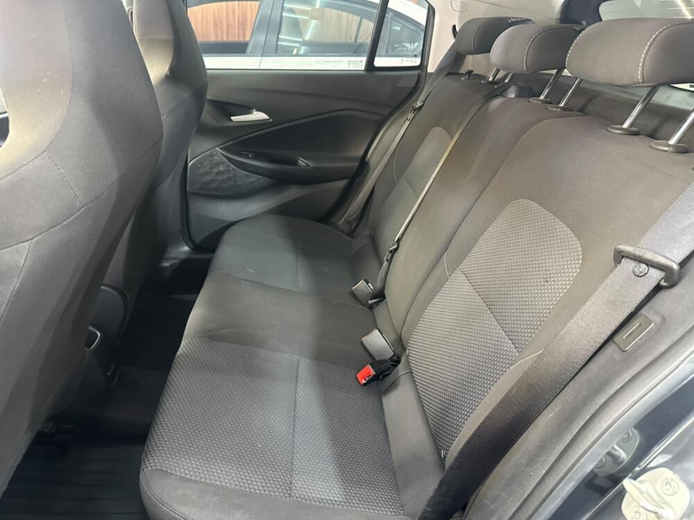 Chevrolet Onix Hatch