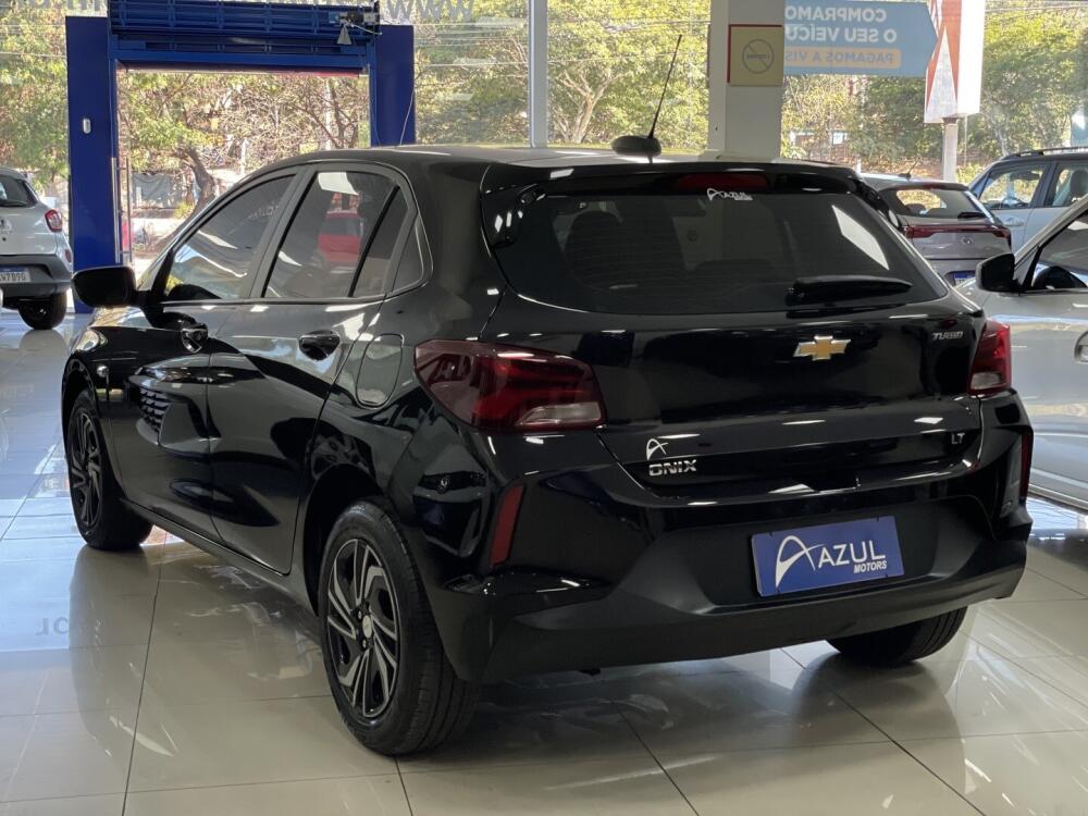 Chevrolet Onix Hatch