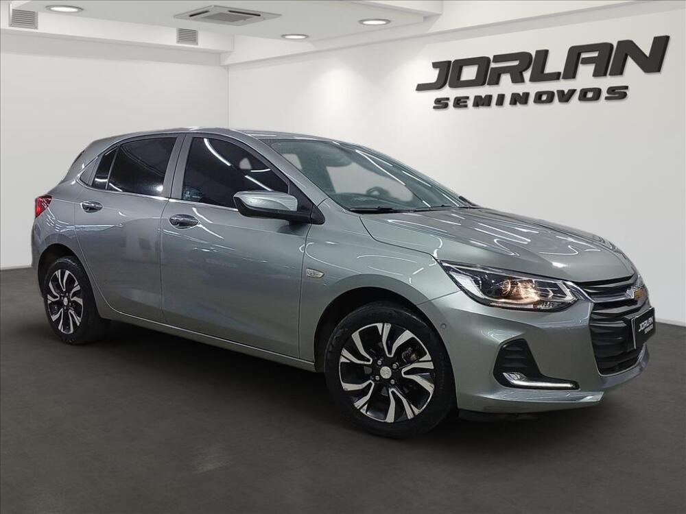 Chevrolet Onix Hatch