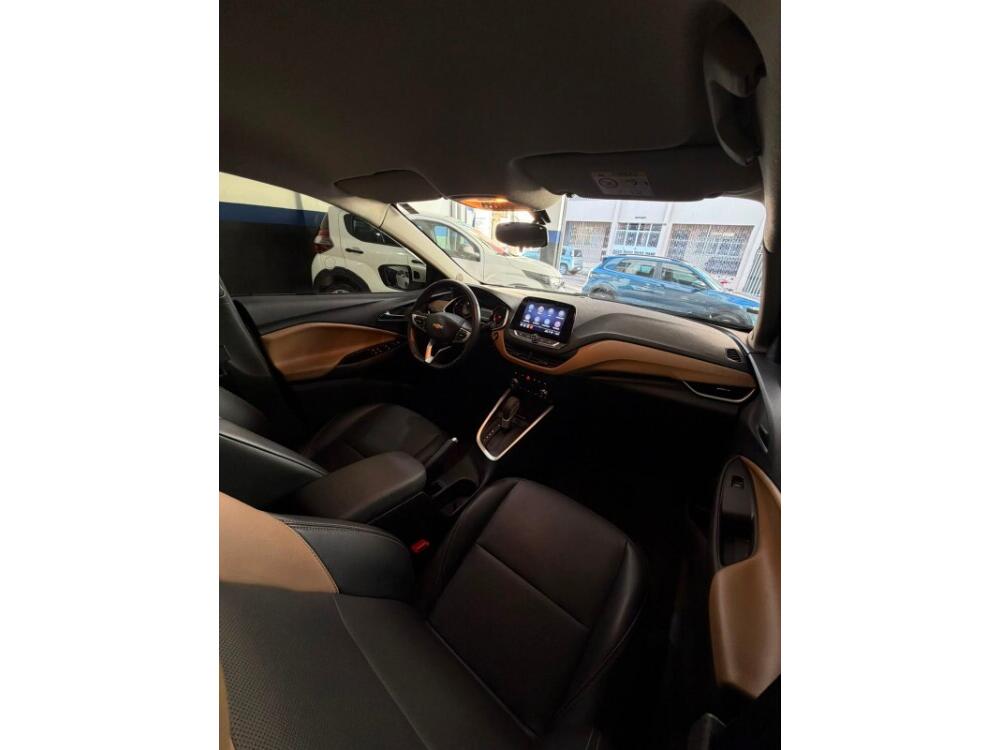 Chevrolet Onix Hatch
