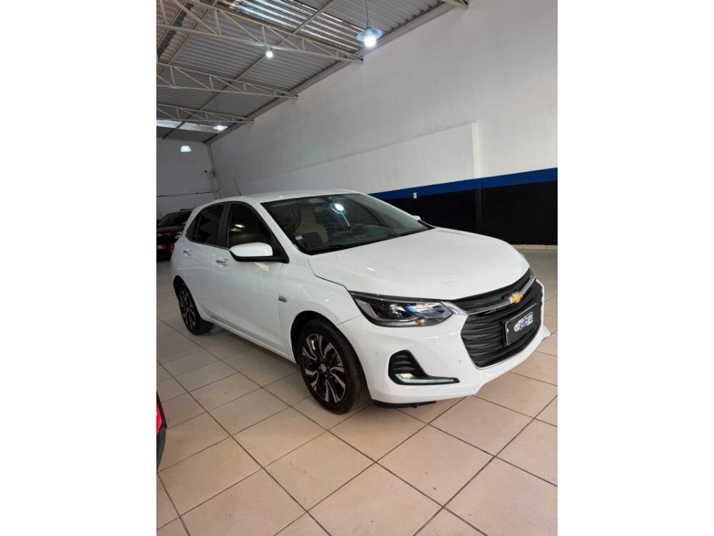 Chevrolet Onix Hatch
