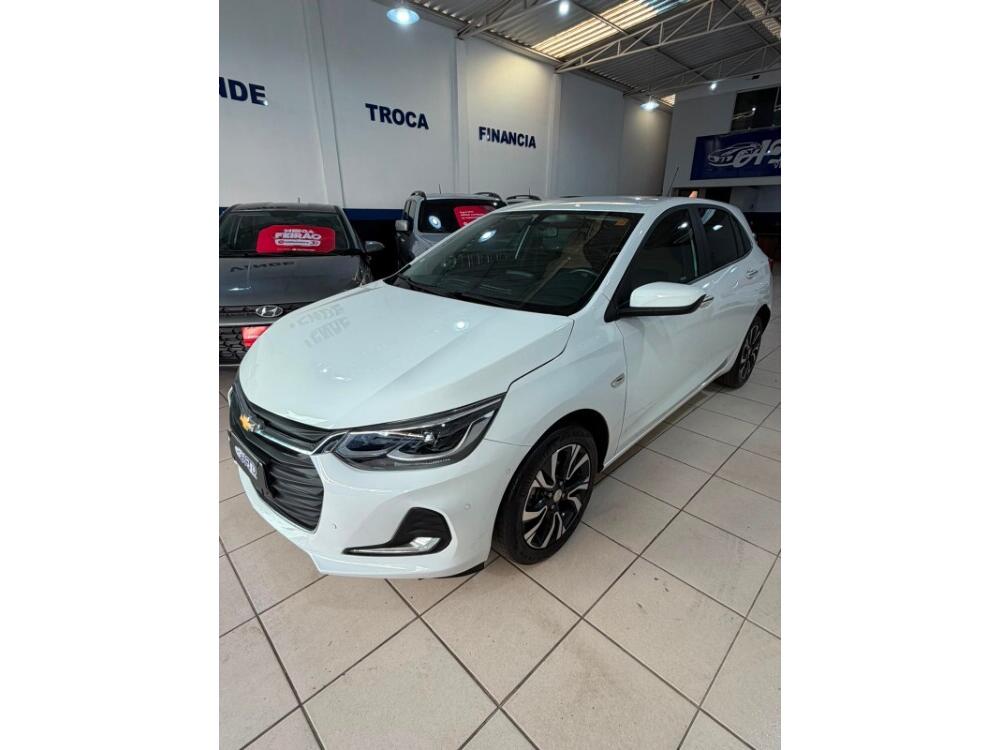 Chevrolet Onix Hatch