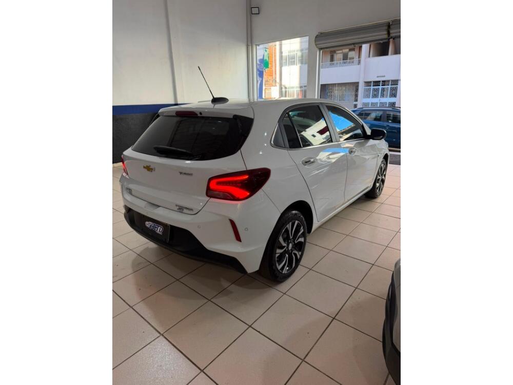 Chevrolet Onix Hatch