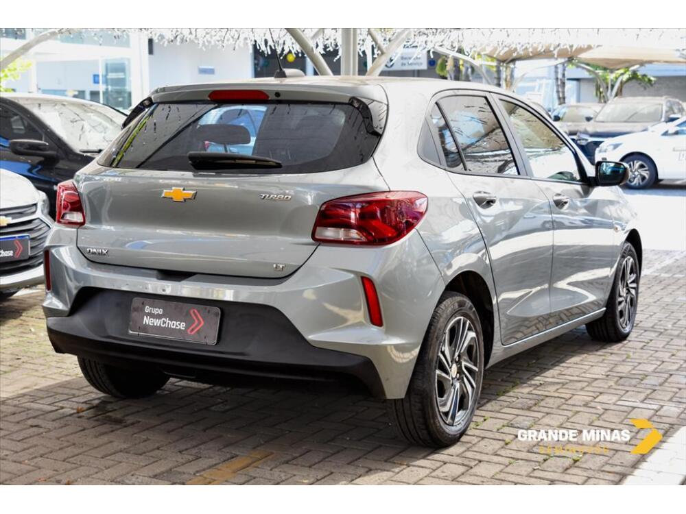 Chevrolet Onix Hatch