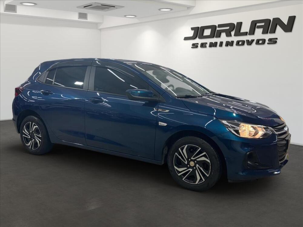 Chevrolet Onix Hatch