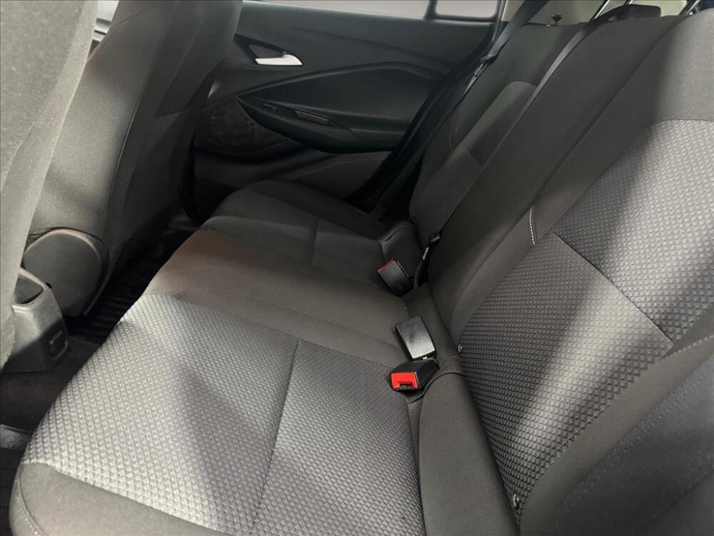 Chevrolet Onix Hatch