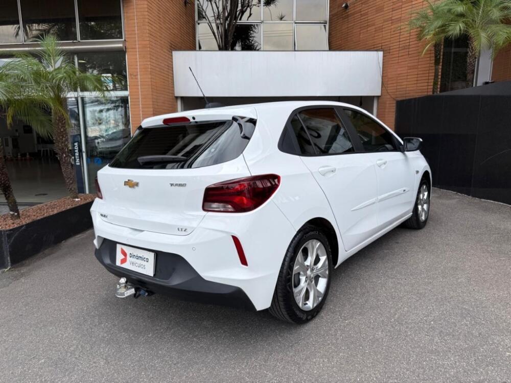 Chevrolet Onix Hatch