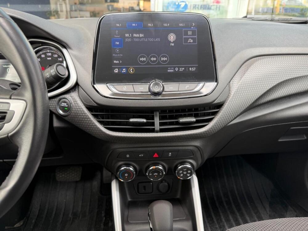 Chevrolet Onix Hatch
