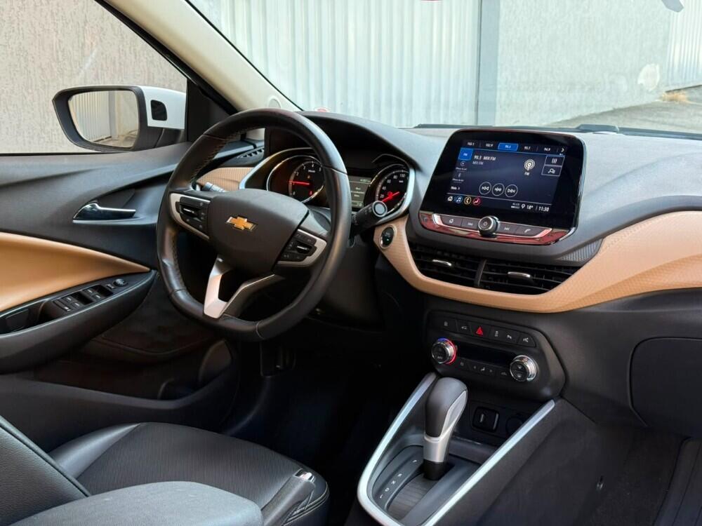 Chevrolet Onix Hatch