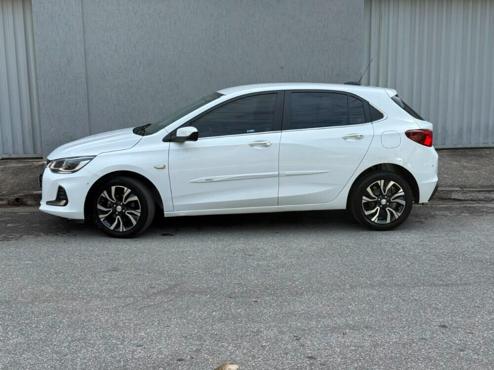 Chevrolet Onix Hatch