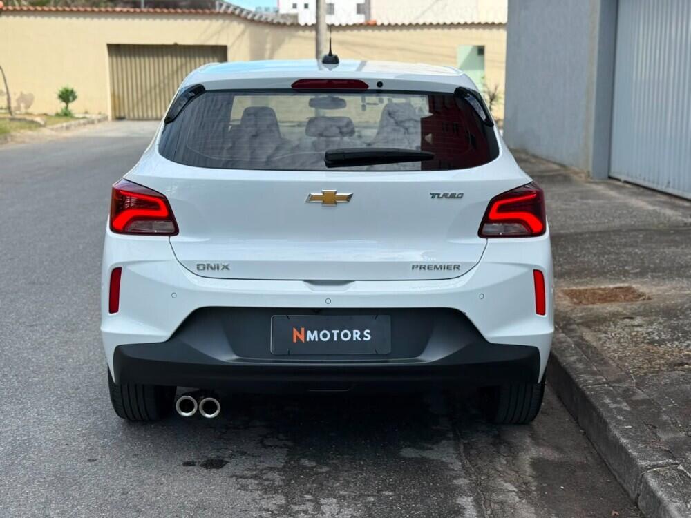 Chevrolet Onix Hatch