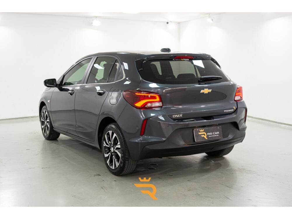 Chevrolet Onix Hatch