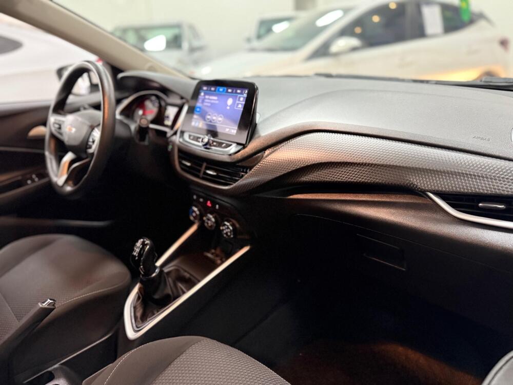 Chevrolet Onix Hatch