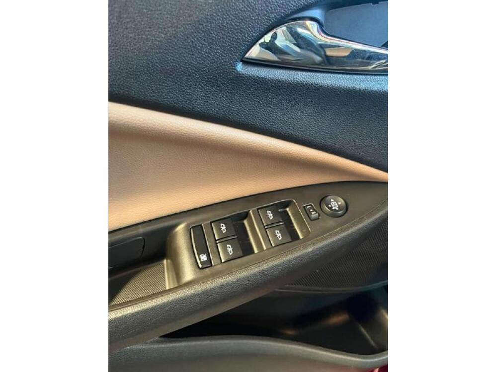 Chevrolet Onix Hatch