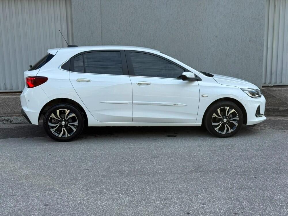 Chevrolet Onix Hatch