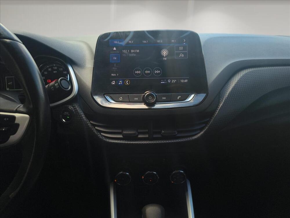 Chevrolet Onix Hatch