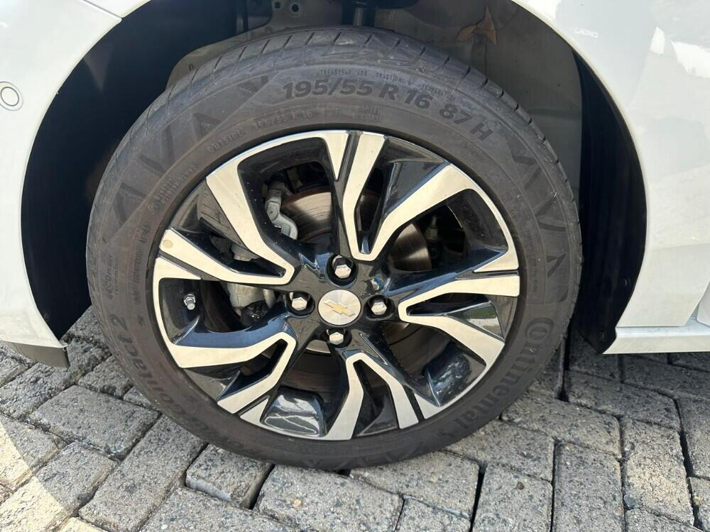 Chevrolet Onix Hatch