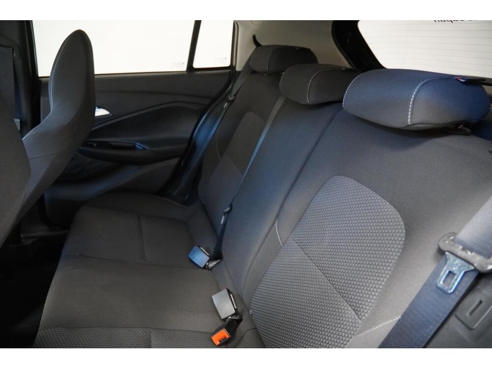 Chevrolet Onix Hatch