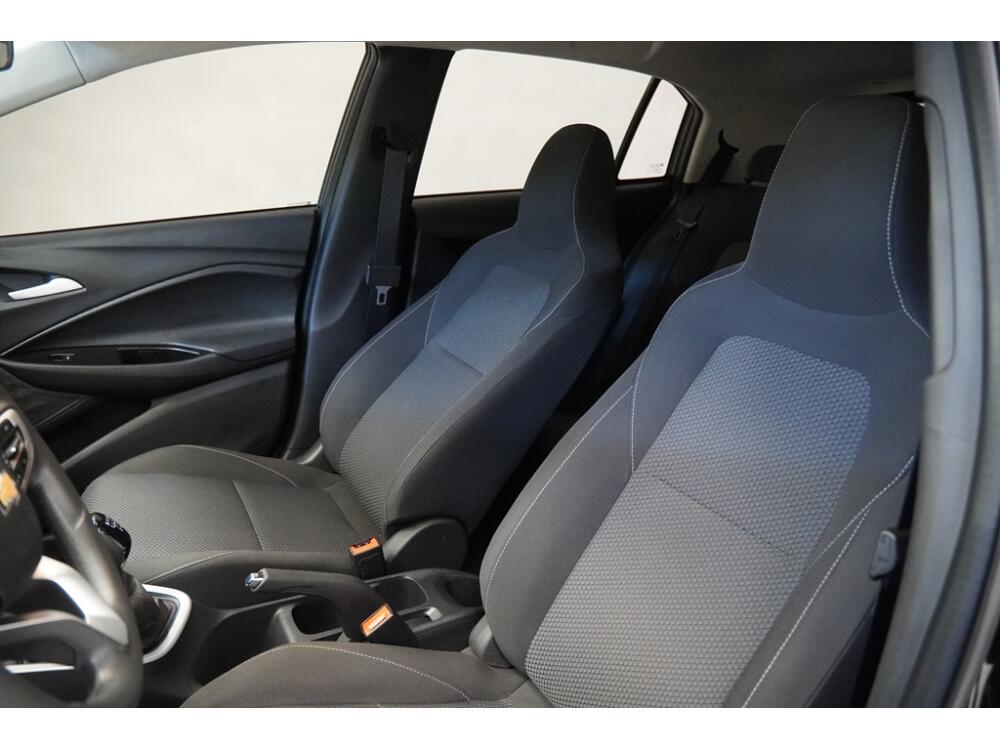 Chevrolet Onix Hatch