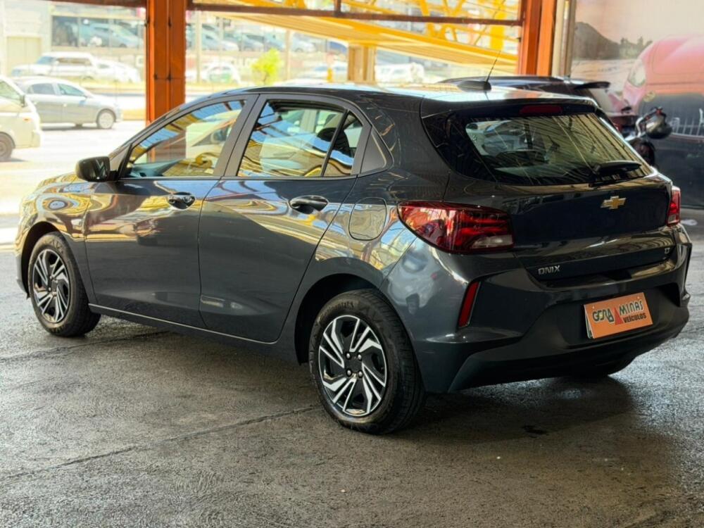 Chevrolet Onix Hatch