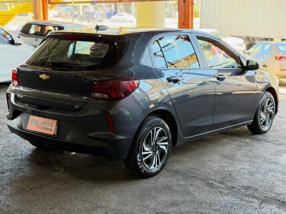 Chevrolet Onix Hatch