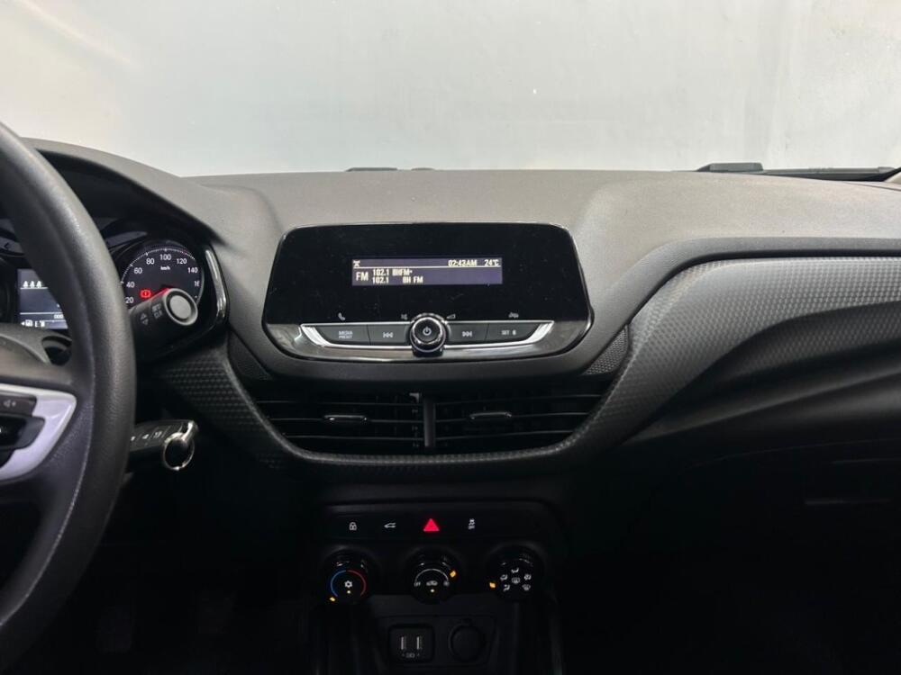 Chevrolet Onix Hatch