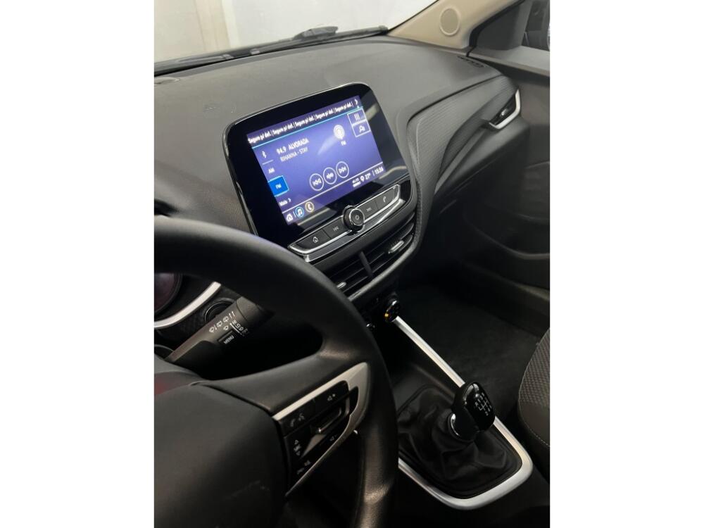 Chevrolet Onix Hatch
