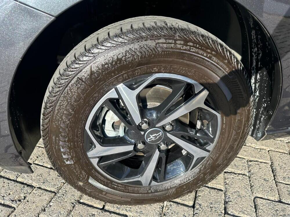 Chevrolet Onix Hatch