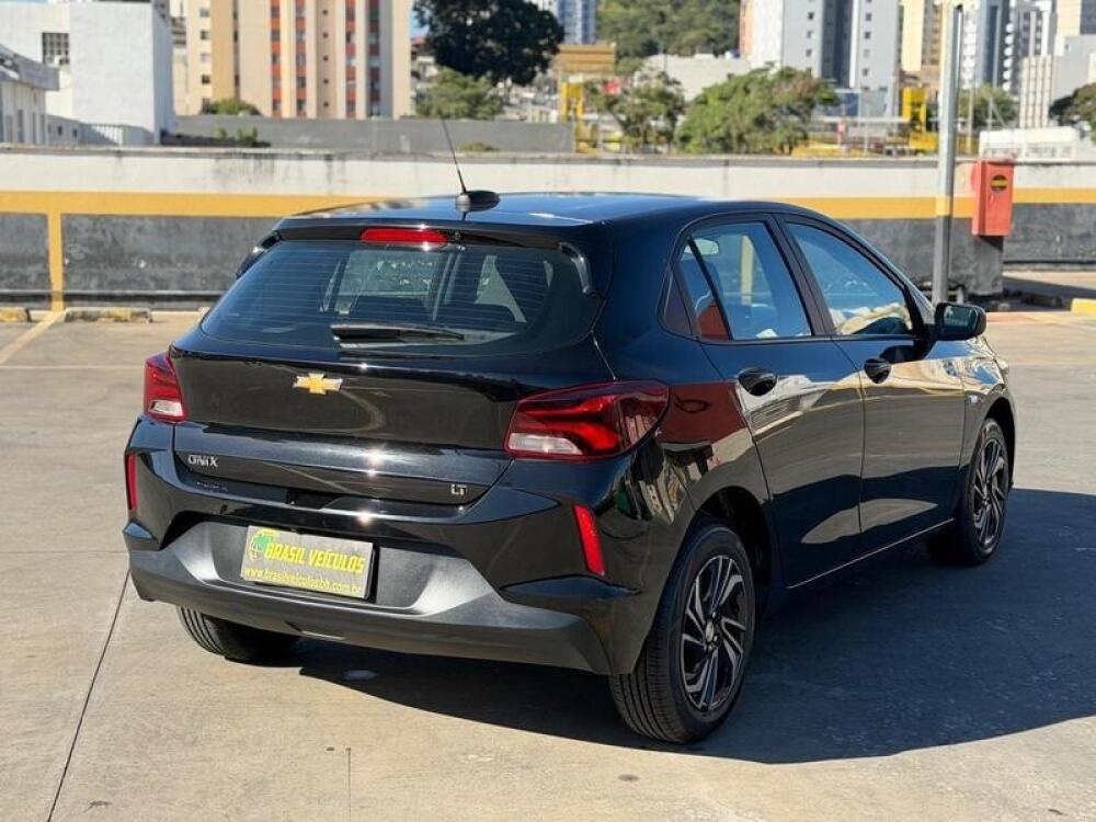 Chevrolet Onix Hatch