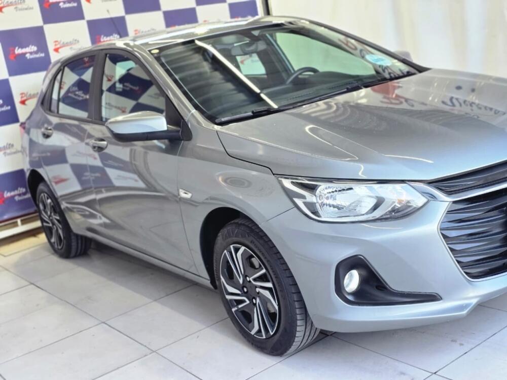 Chevrolet Onix Hatch
