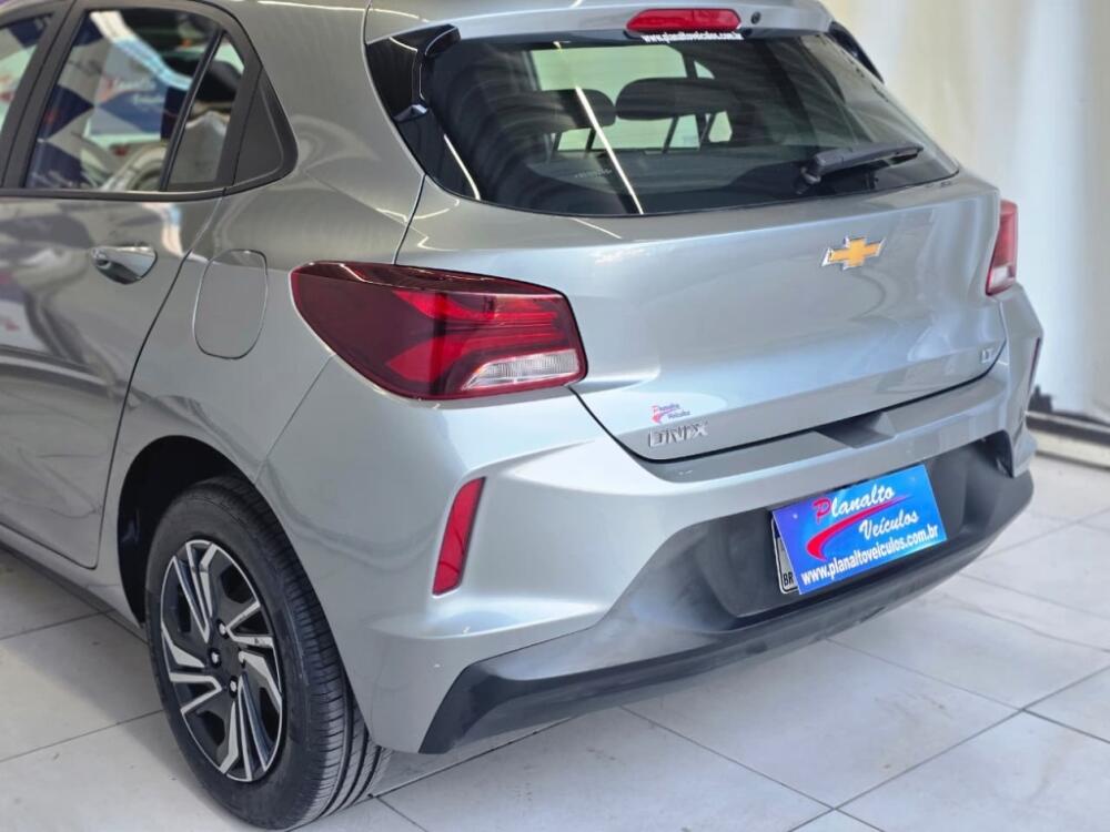 Chevrolet Onix Hatch