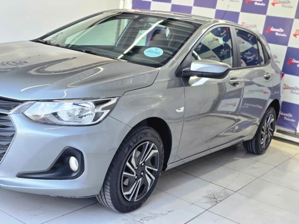 Chevrolet Onix Hatch