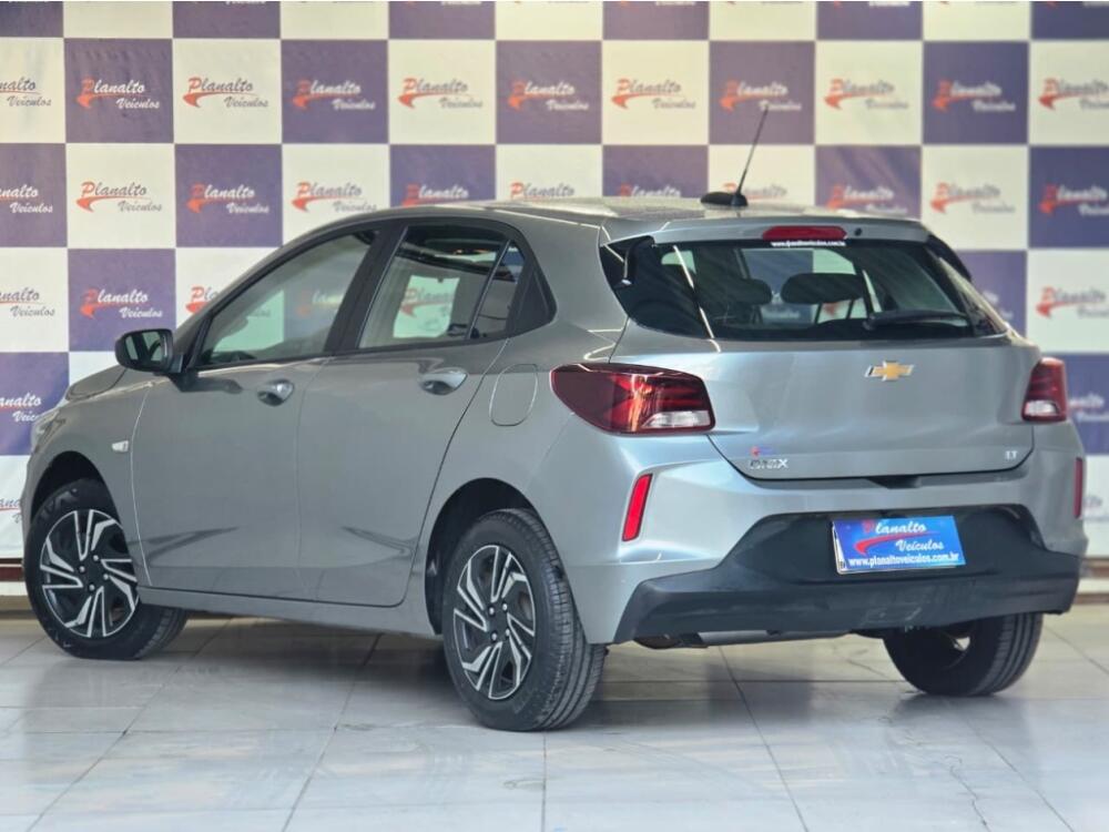 Chevrolet Onix Hatch