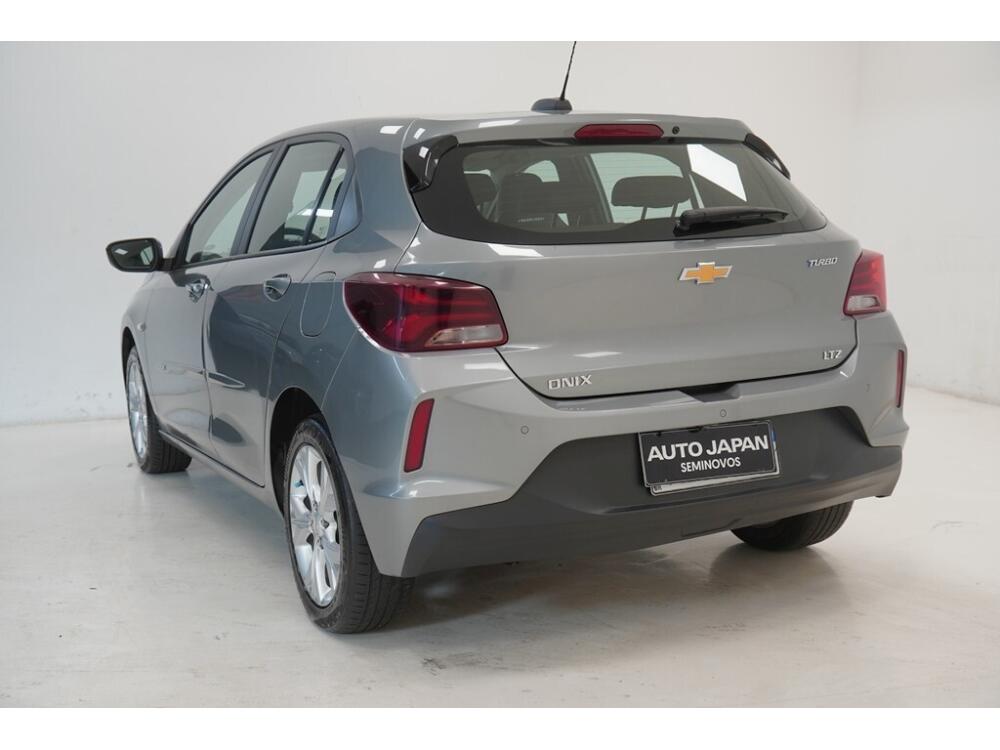 Chevrolet Onix Hatch