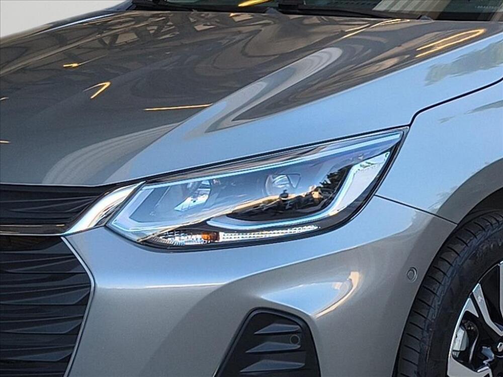 Chevrolet Onix Hatch