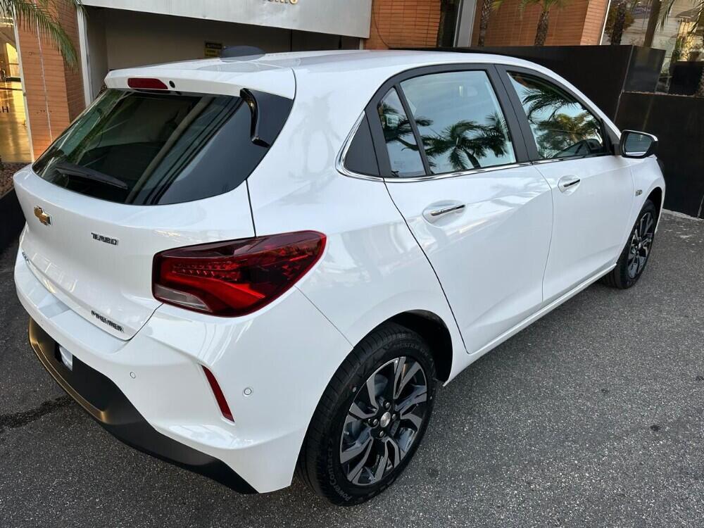 Chevrolet Onix Hatch