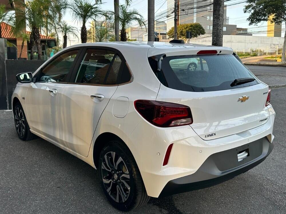 Chevrolet Onix Hatch