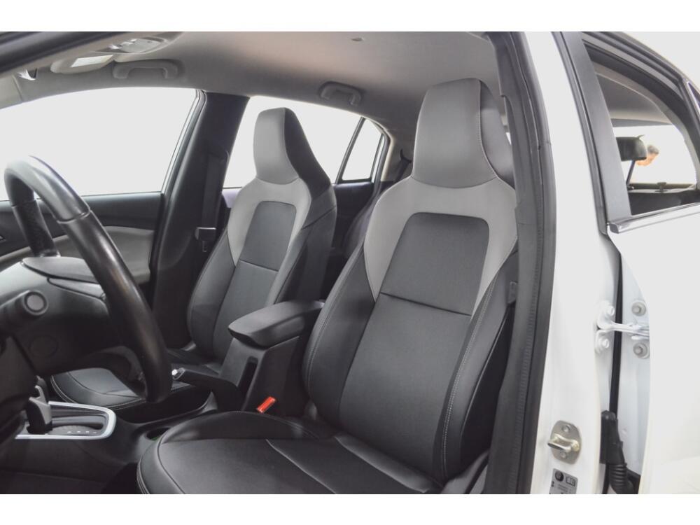 Chevrolet Onix Hatch